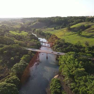Ponte velha do Rio Tijuco