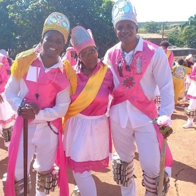 Moçambique  Camisa Rosa