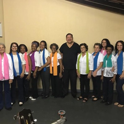Claudio e coral Nair Torres da LBV de Ituiutaba-Mg.